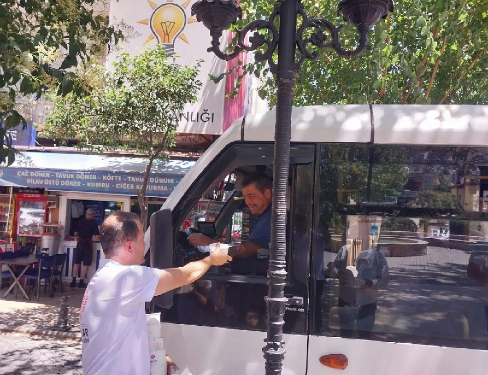 Aydın Vakıflar Bölge Müdürlüğü'nden 20 Bin Kişilik Geleneksel Aşure İkramı