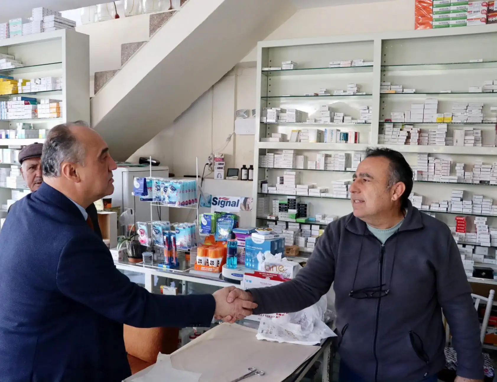 Yatağan Kaymakamı İlhan, esnafların taleplerini dinledi