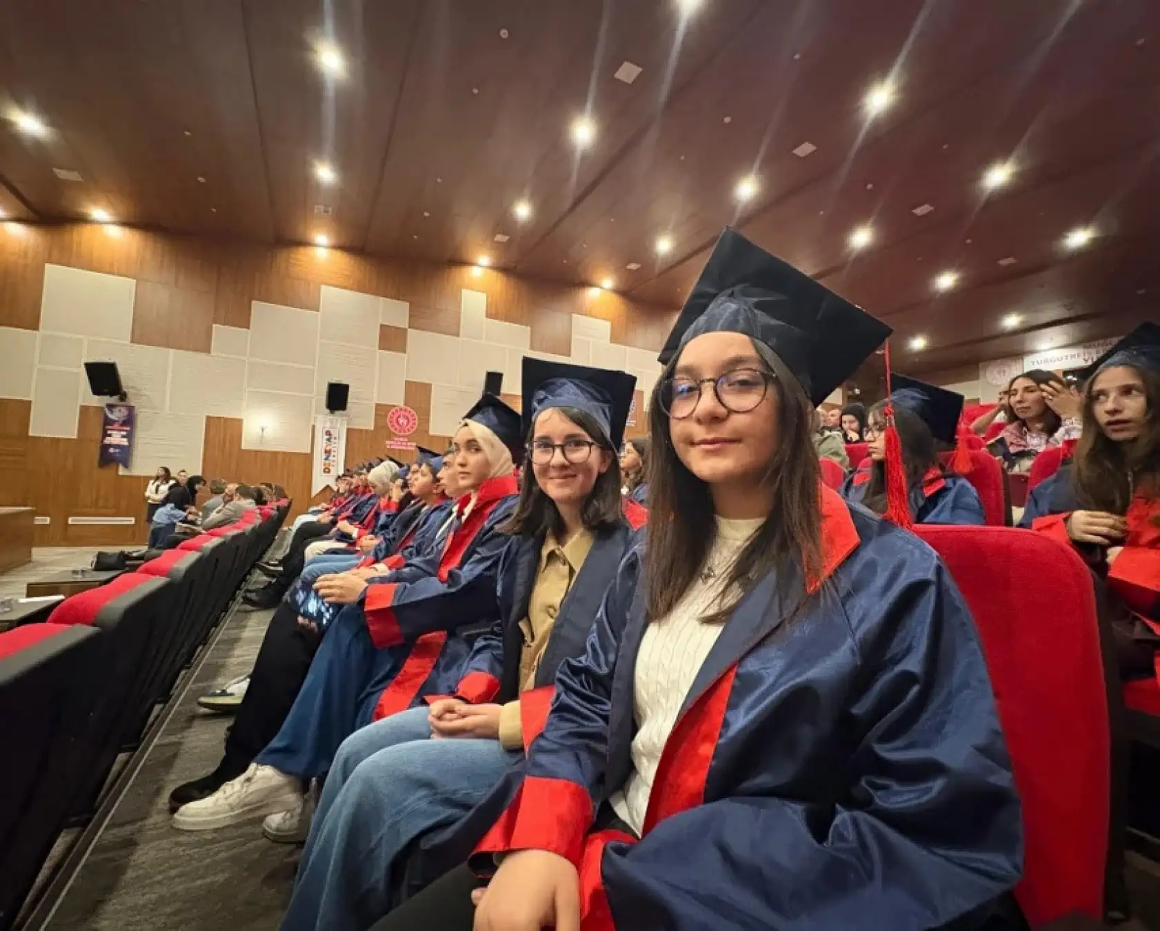 Deneyap teknoloji atölyeleri öğrencilerinin Muğla'da mezuniyet coşkusu