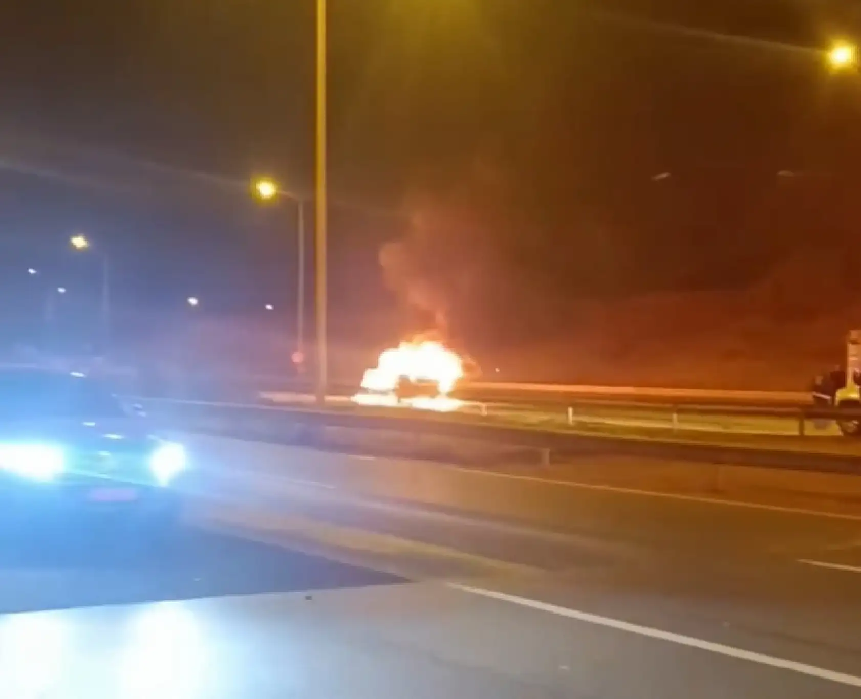 TAG Otoyolu'nda zincirleme kaza: 1 ölü, 19 yaralı