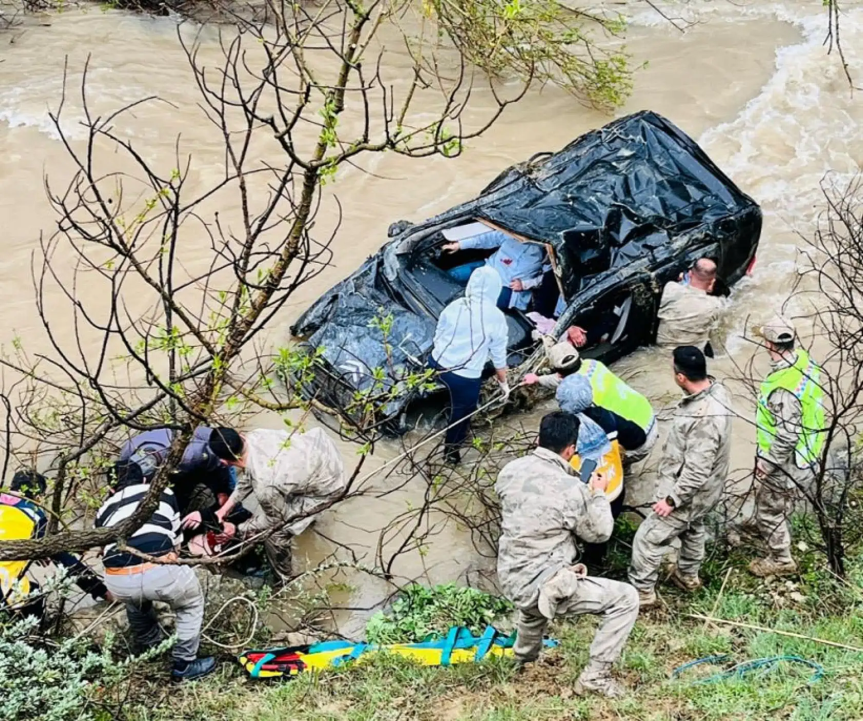 Feci trafik kazası: 1 çocuk hayatını kaybetti