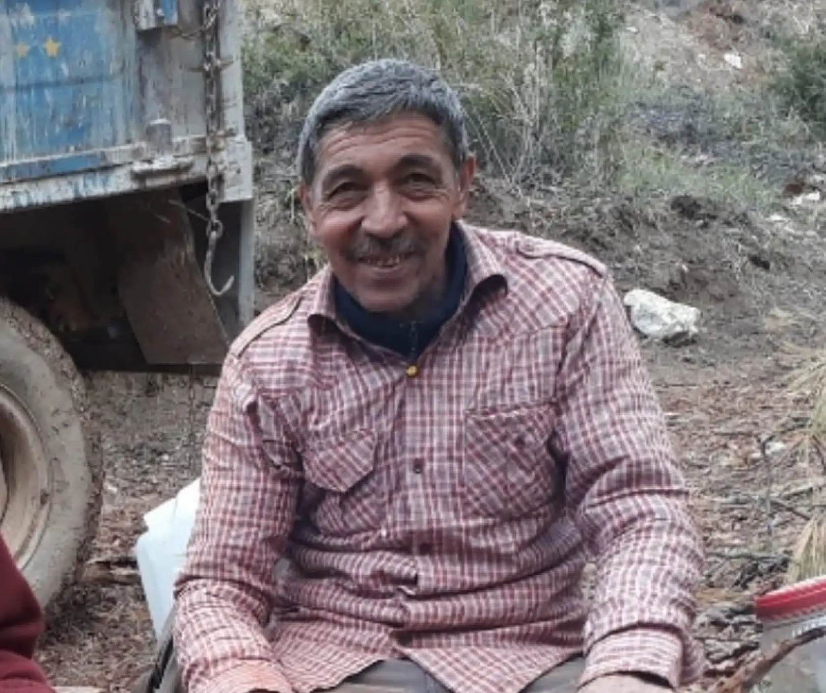 Dört aracın karıştığı zincirleme kazada motosiklet sürücüsü öldü