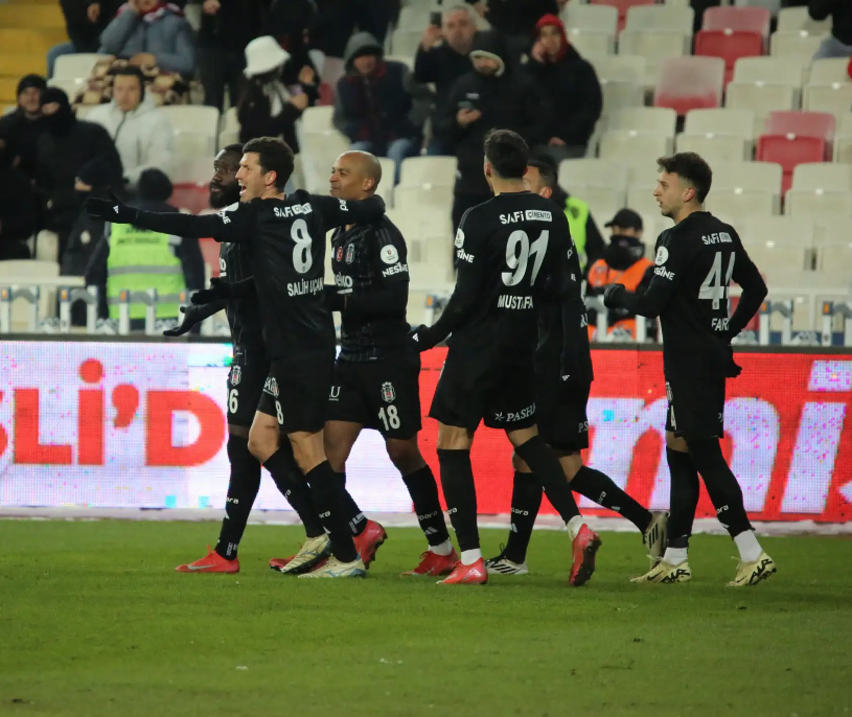 Trendyol Süper Lig: Sivasspor: 0 - Beşiktaş: 2