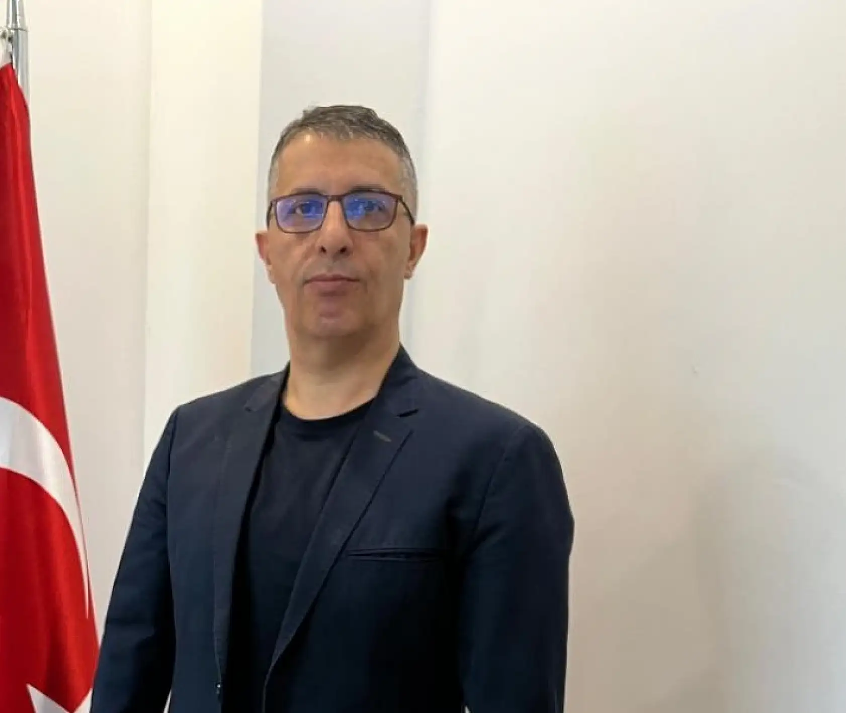 Bu mezar taşı üzerindeki yazıyı görenler gözlerine inanamıyor