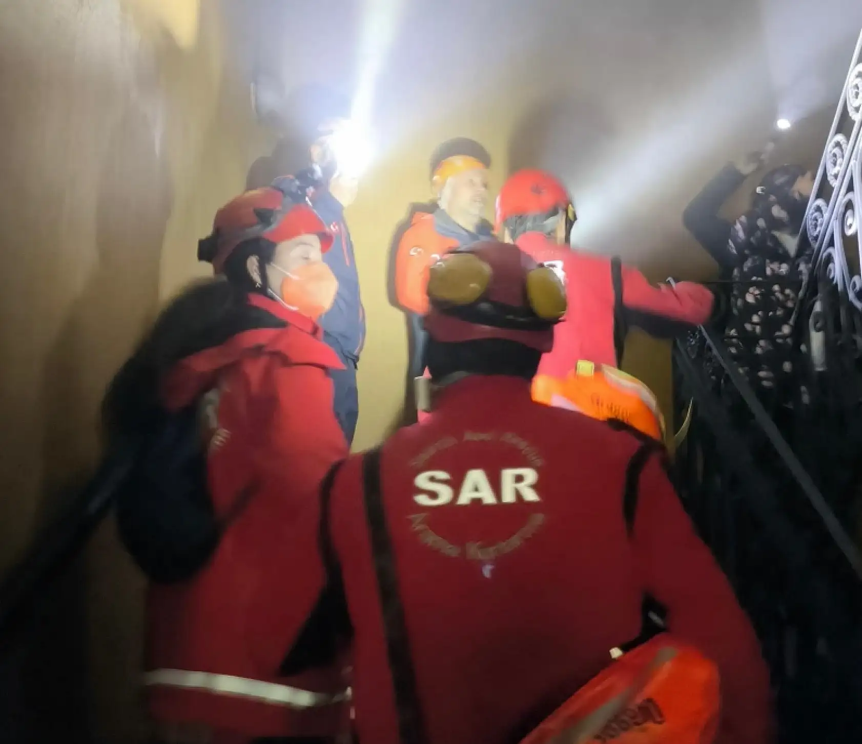 Marmaris'teki otel yangınında 5'i çocuk 17'si yabancı uyruklu 24 kişi etkilendi