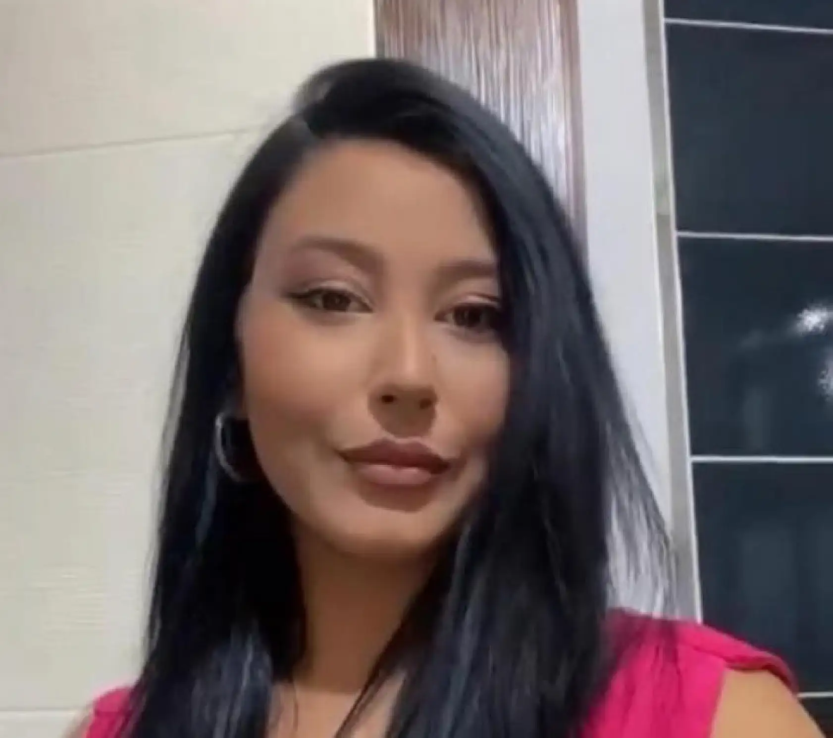 Hayatını kaybeden üniversiteli genç kız toprağa verildi