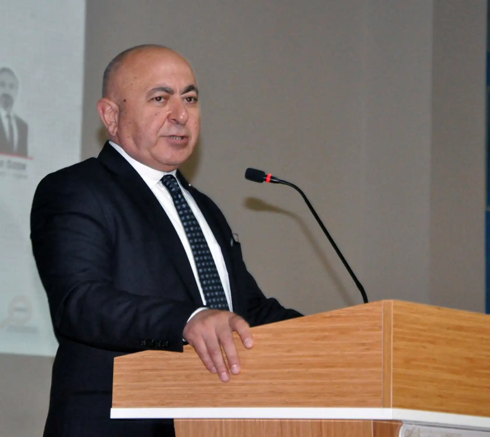 Muğla'da 'Dezenformasyon Perspektifinde Yakın Siyasi Tarih' Paneli Düzenlendi