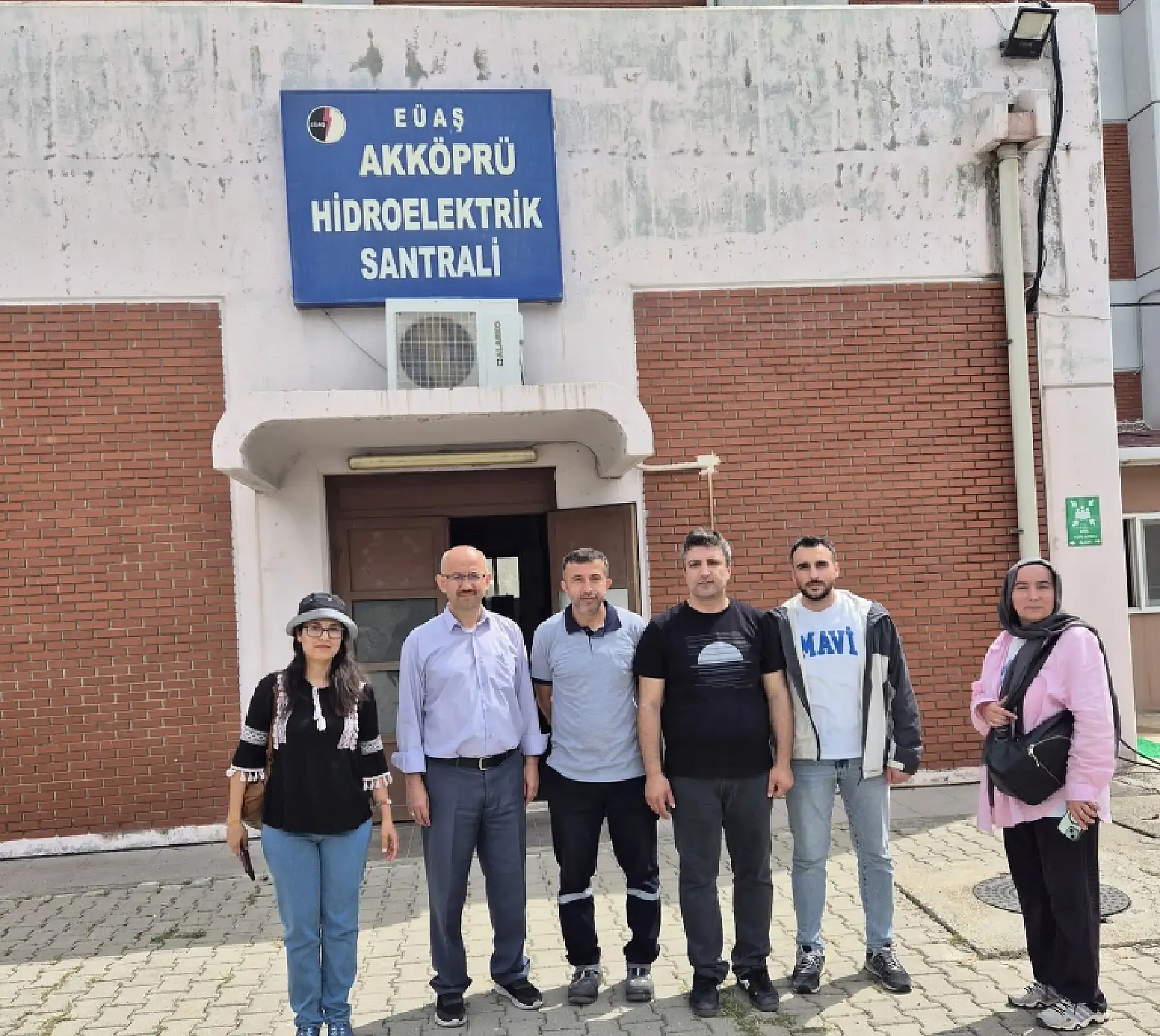 Köyceğiz'de öğrenciler Akköprü Barajı'nda incelemeler yaptı