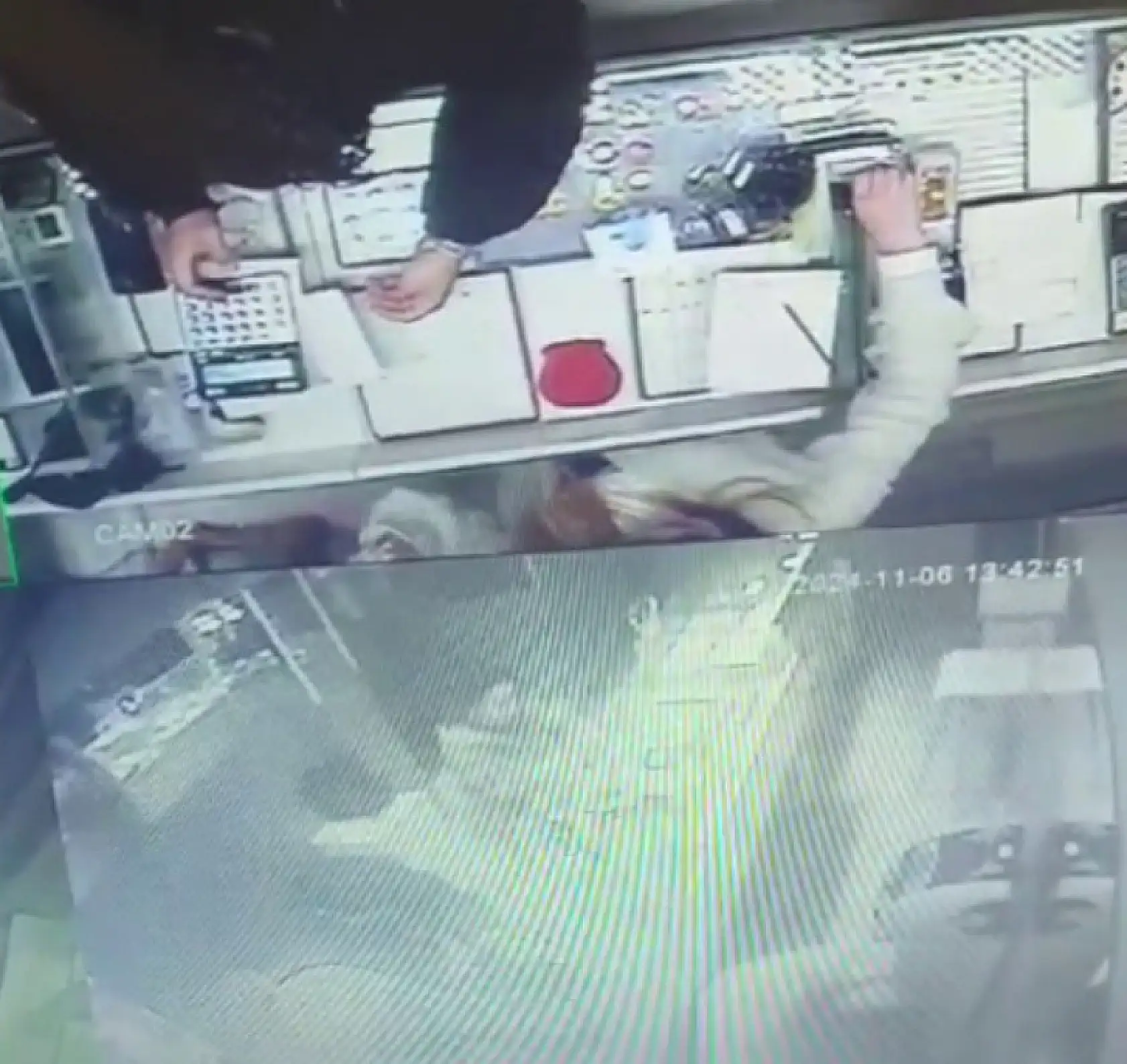 Kuyumcu hırsızı 336 bin TL'lik altını çaldı