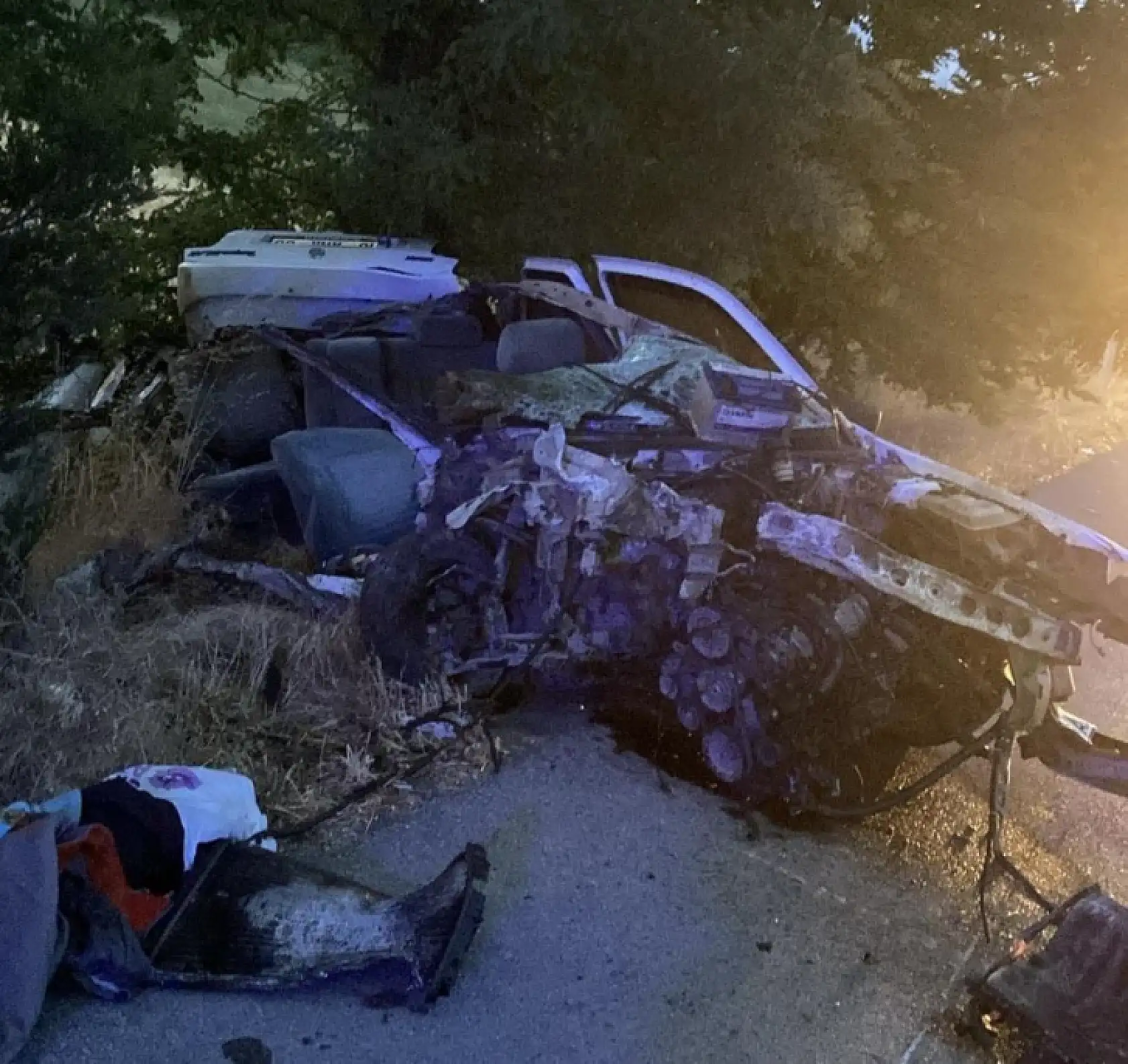 Feci Trafik Kazası : 3 Kişi Hayatını Kaybetti