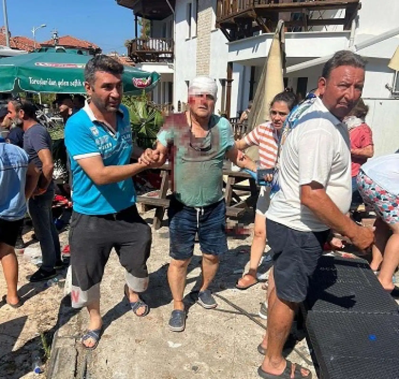 Muğla Akyaka'da Dehşet Trafik Kazası: 2 Ölü, Yaralı Sayısı Artıyor!