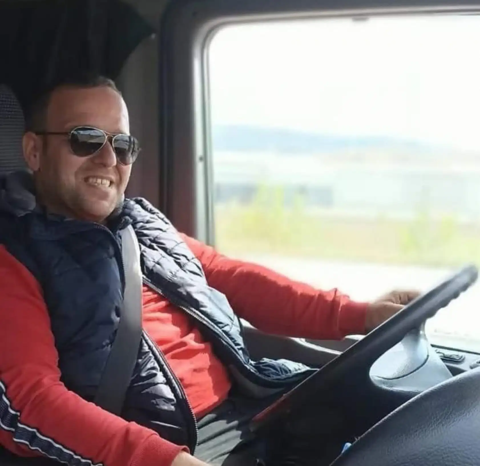 Kontrolden çıkan otomobil mermerlerin üzerine devrildi: 1 ölü