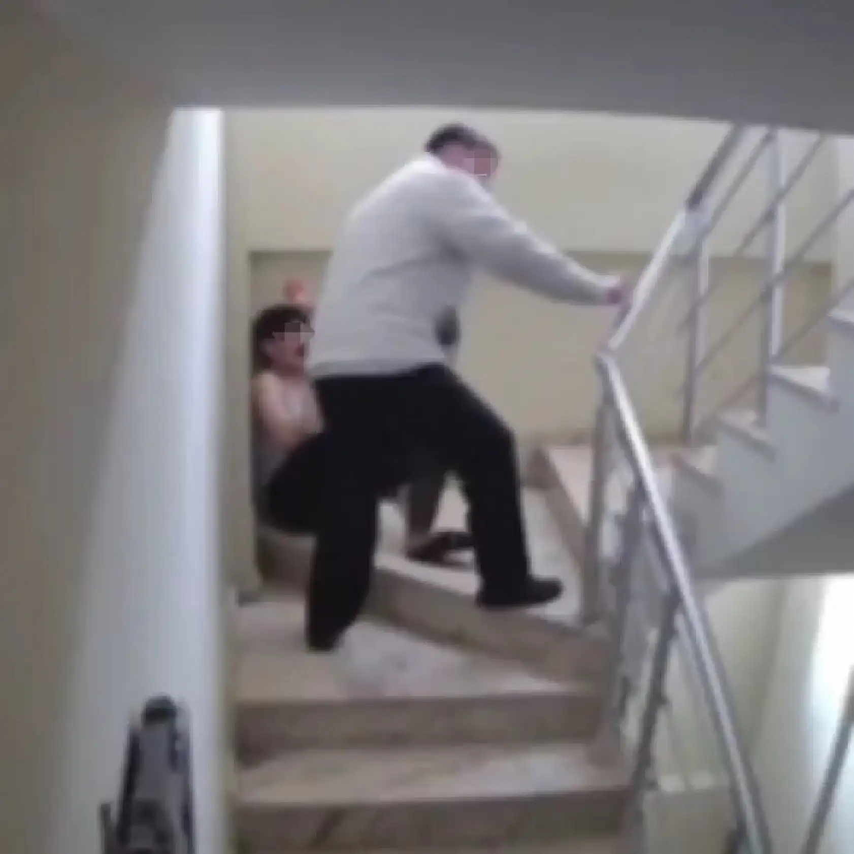 Engelli evlatlarına dehşeti yaşatan anne ve baba gözaltına alındı