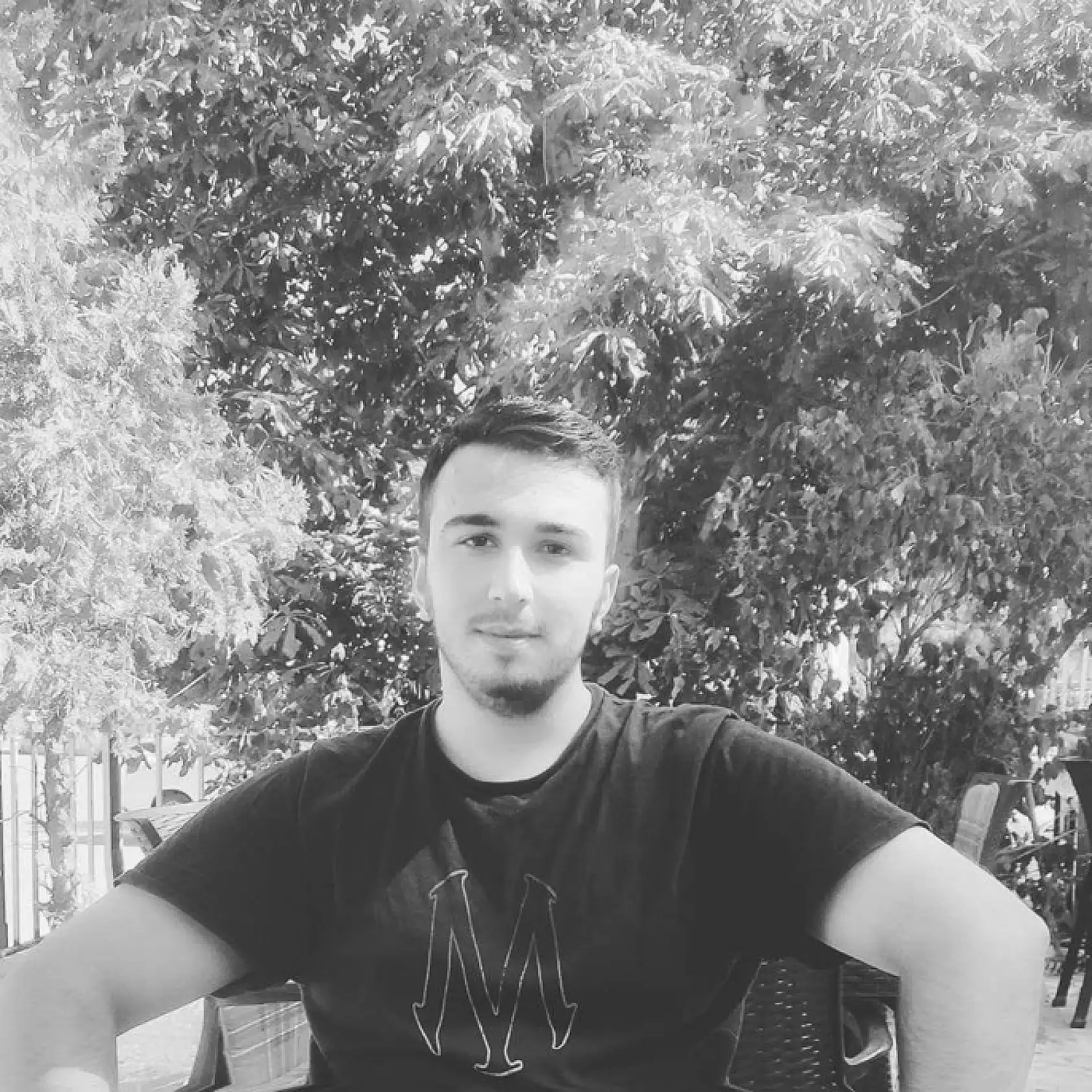 Servis aracı kaza yaptı: 11 yaralı, 1 ölü