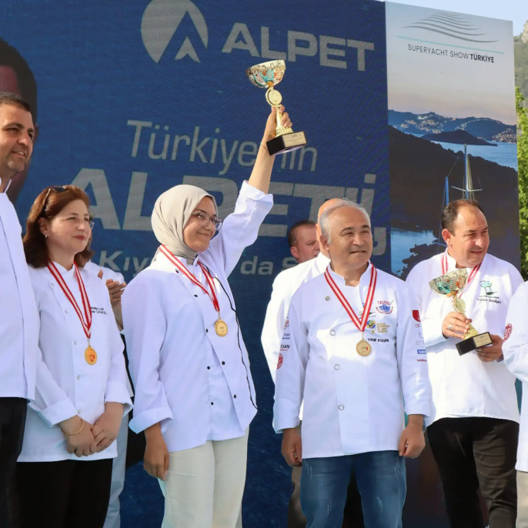 MSKÜ'lü aşçılardan tüm kategorilerde altın madalya