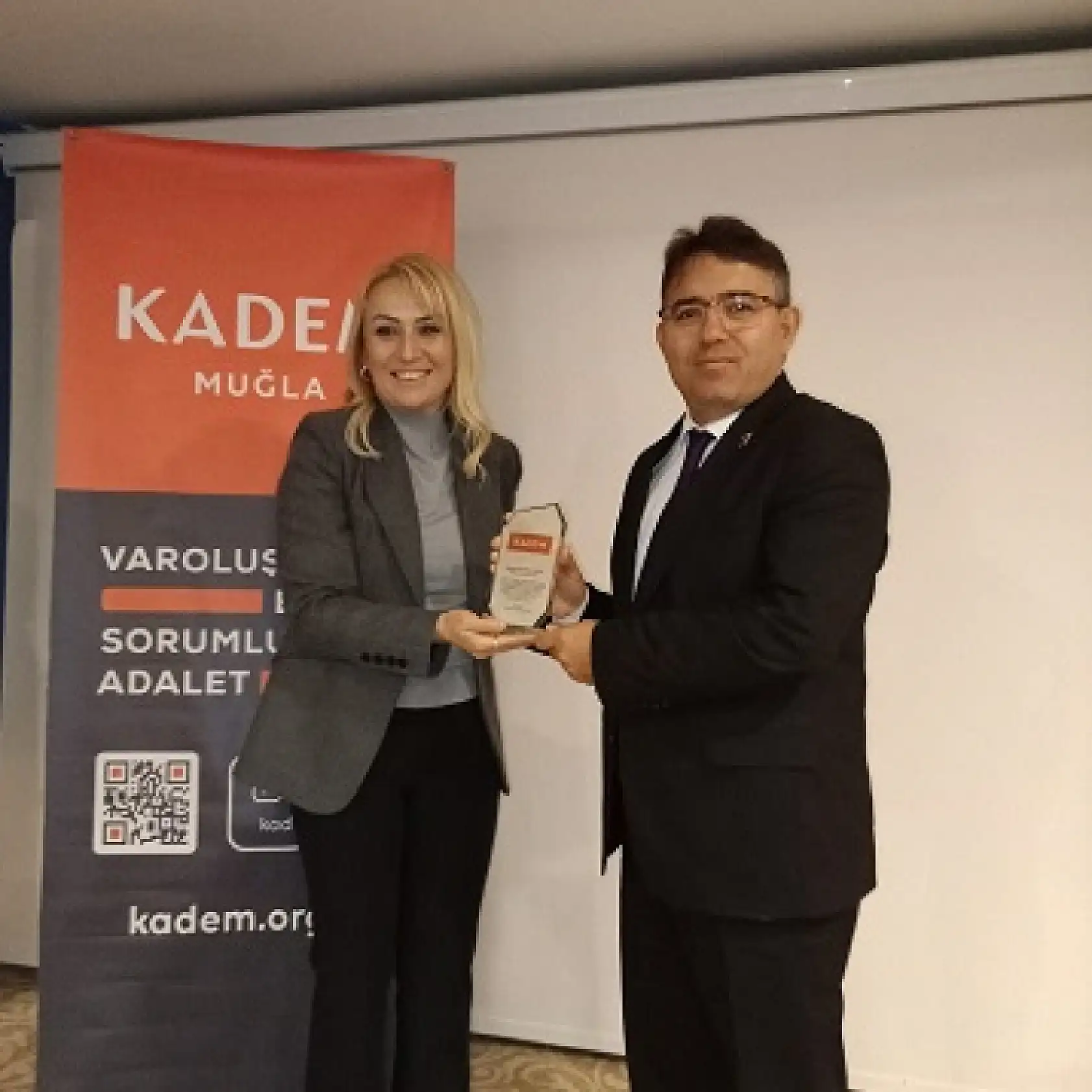 25 Kasım Kadına Yönelik Şiddete Karşı Uluslararası Mücadele Günü kapsamında 'Medyada Şiddet' Adlı Seminer Düzenlendi