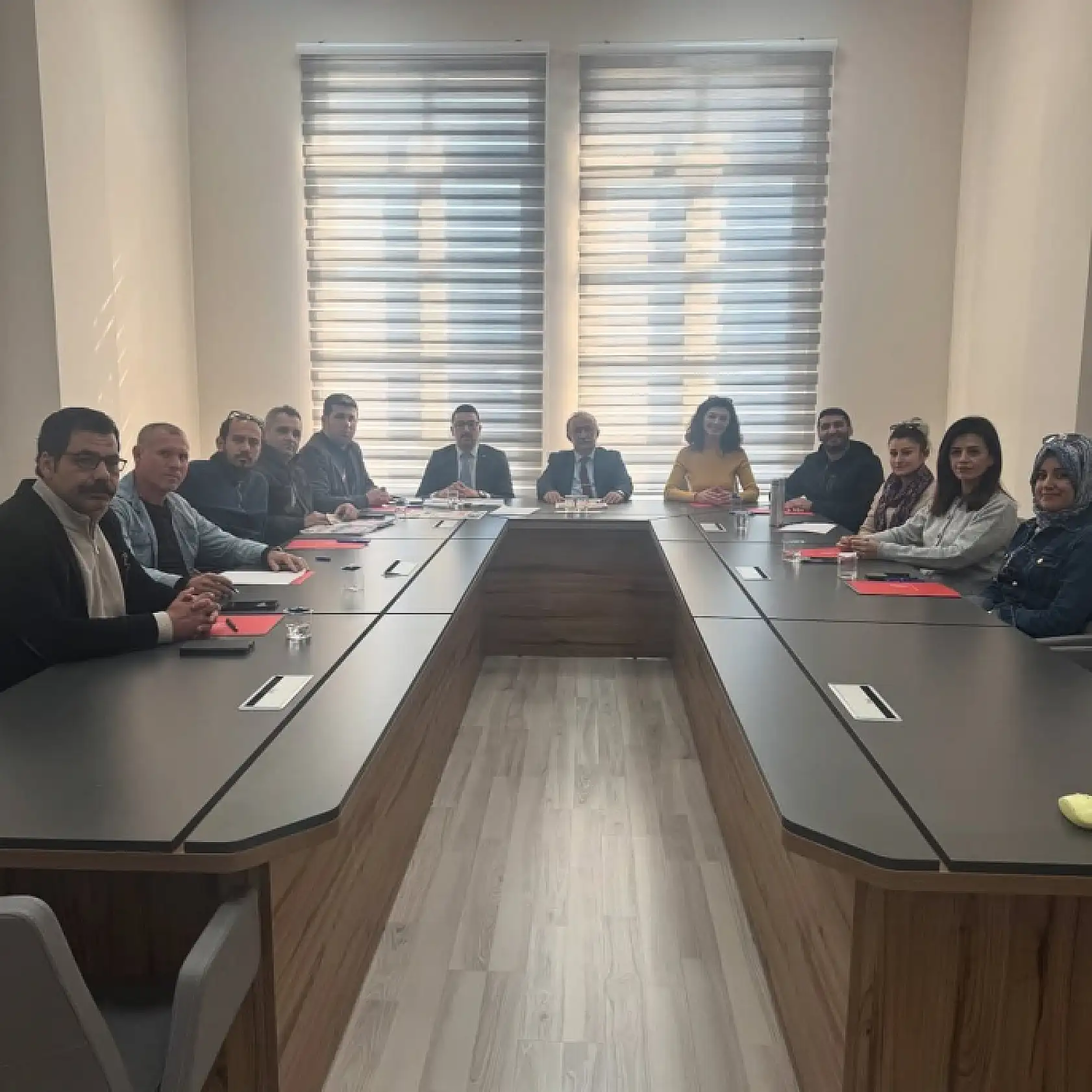 Seydikemer'de Eğitim Yayıncılığına Yeni Bir Soluk: SİMGE, Kurumsal Hafızayı Güçlendiriyor