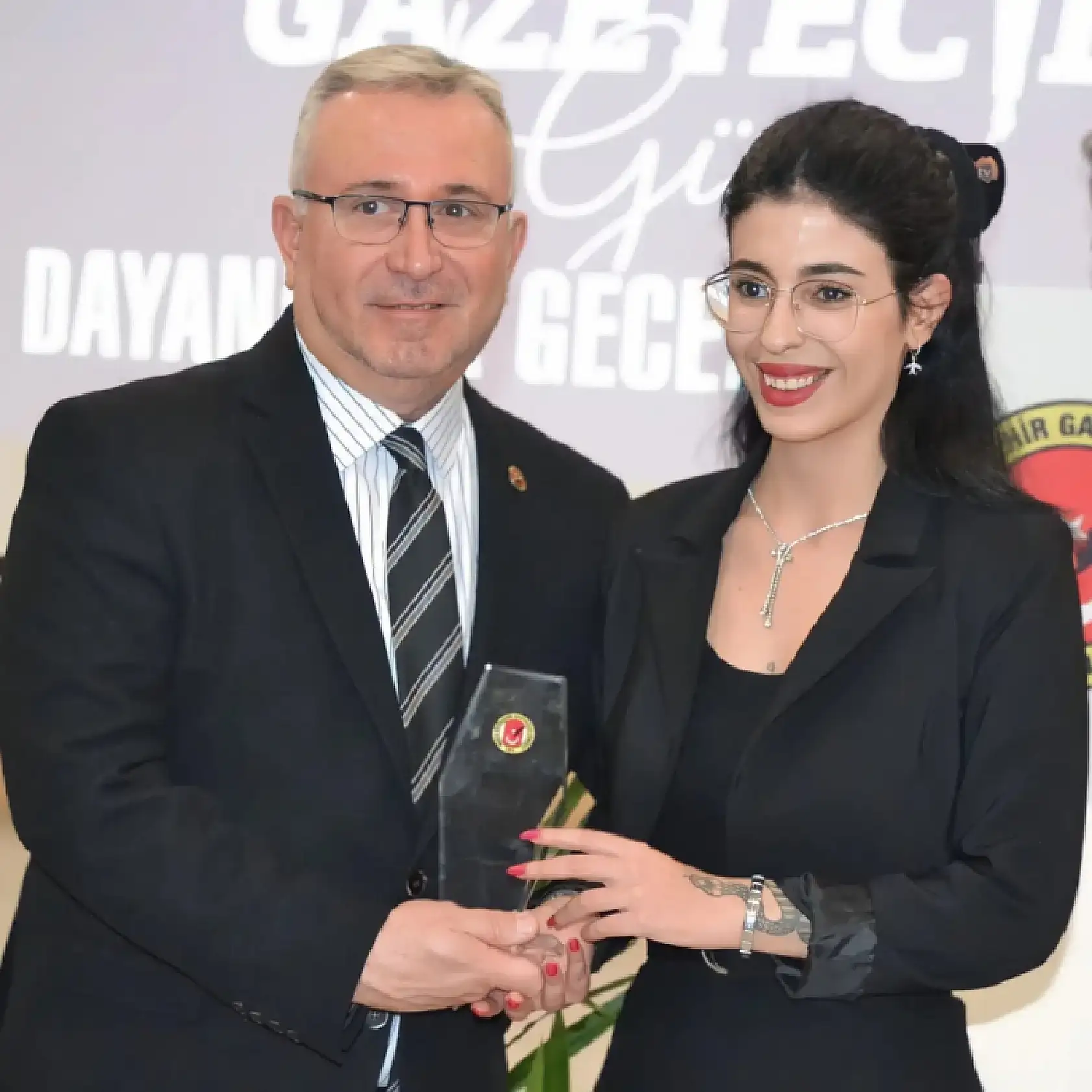 SED Medya'ya 4 ödül birden!