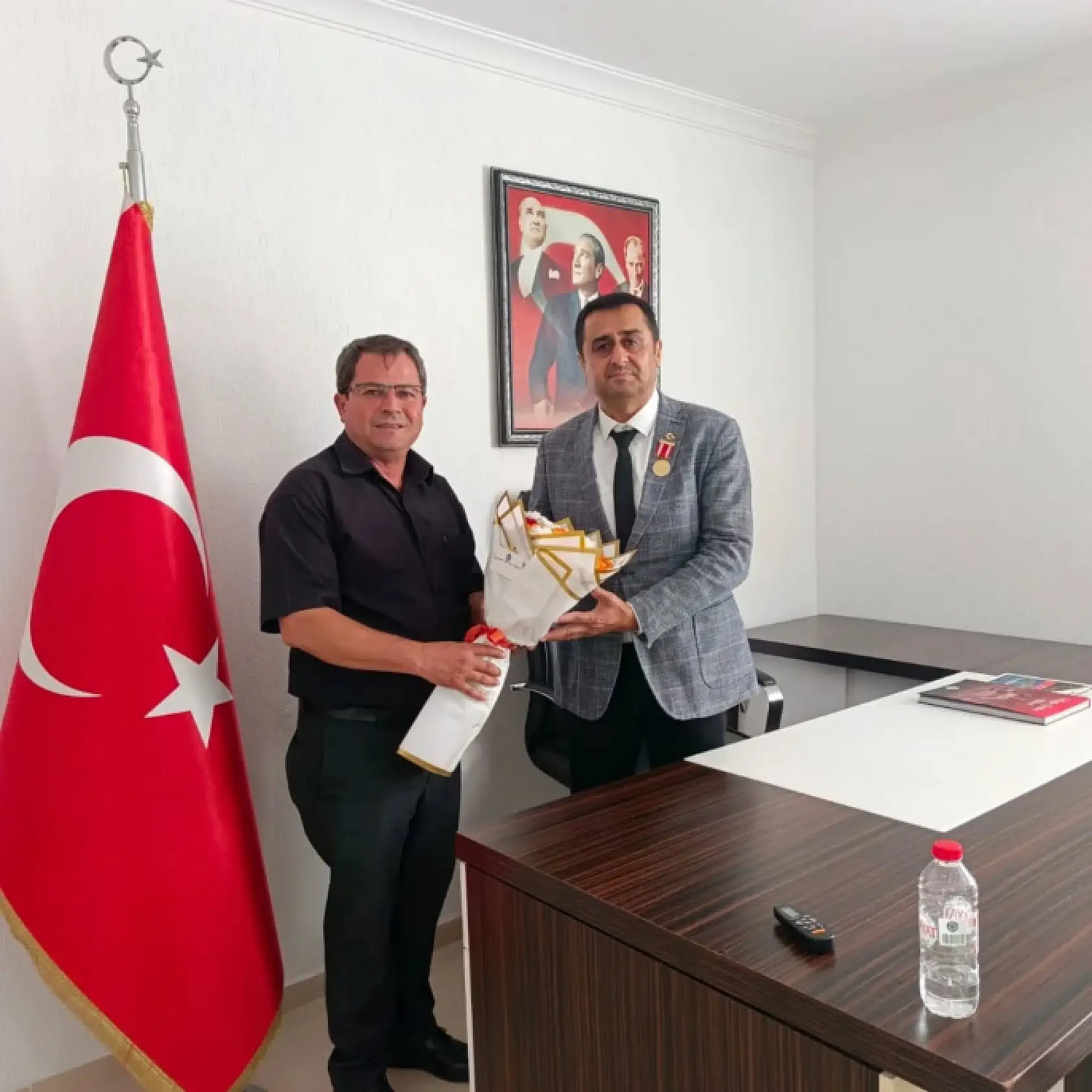 MHP İlçe Başkanı Mehmet Arıç Şehit Aileleriyle Buluştu