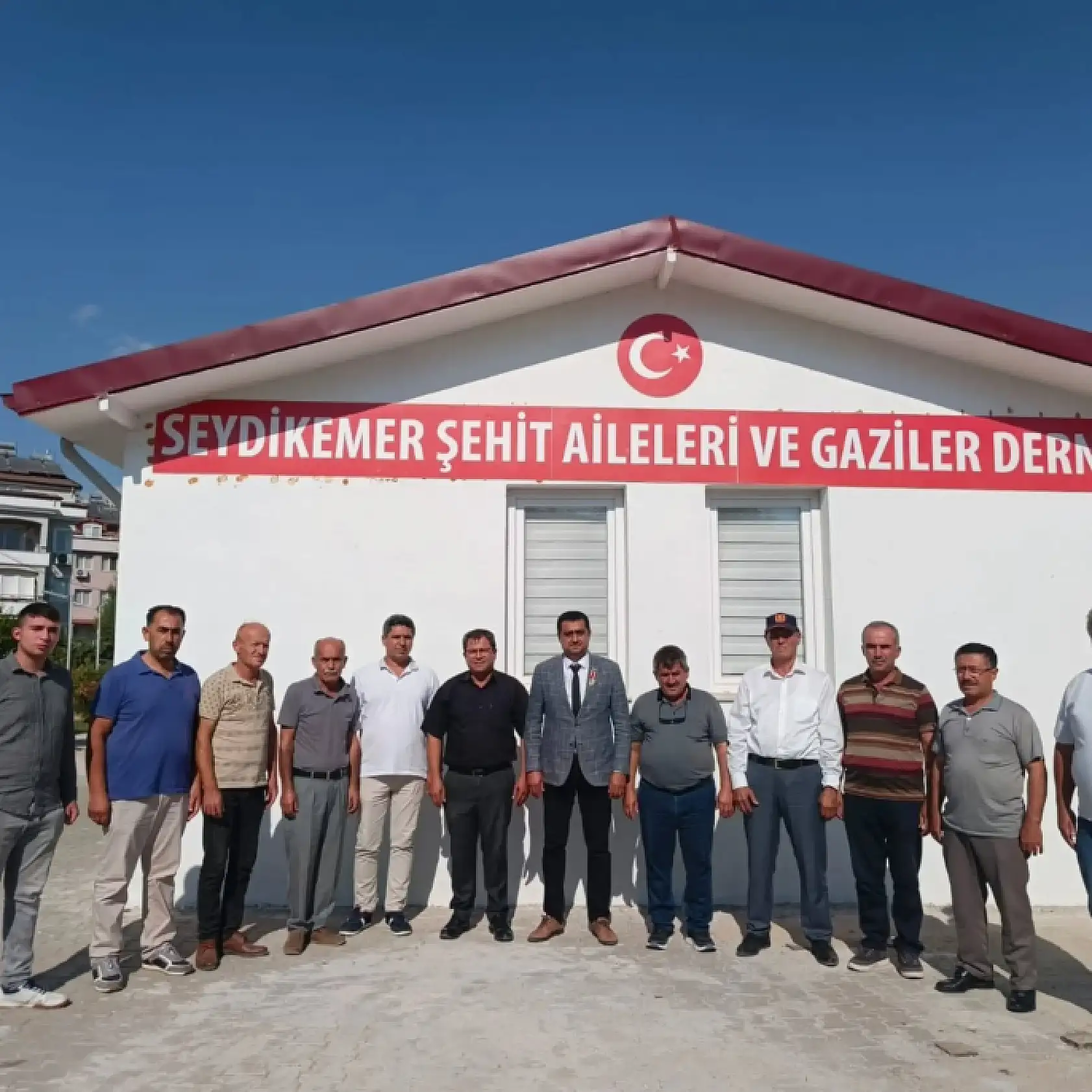 MHP İlçe Başkanı Mehmet Arıç Şehit Aileleriyle Buluştu