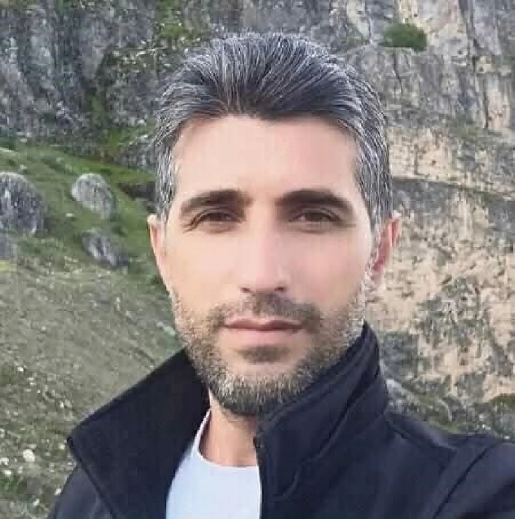 15 yaşındaki çocuk babasını öldürdü, annesini ağır yaraladı