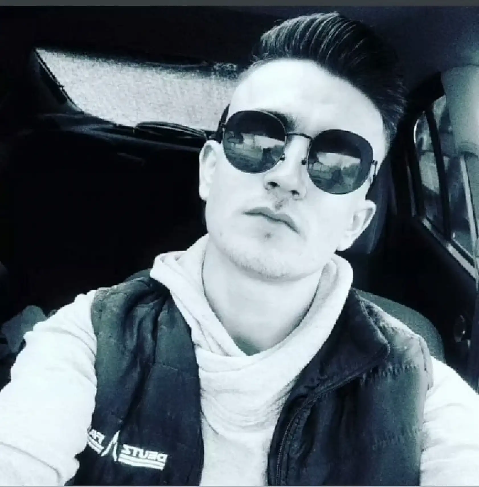 Av tüfeği ile şakalaşırken vurulan genç öldü