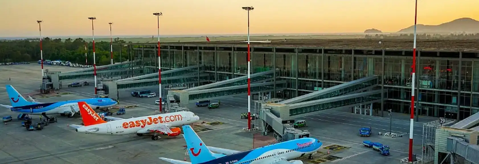 Fethiye'den İstanbul'a Seyahat: Otobüs Mü Uçak Mı Daha Mantıklı