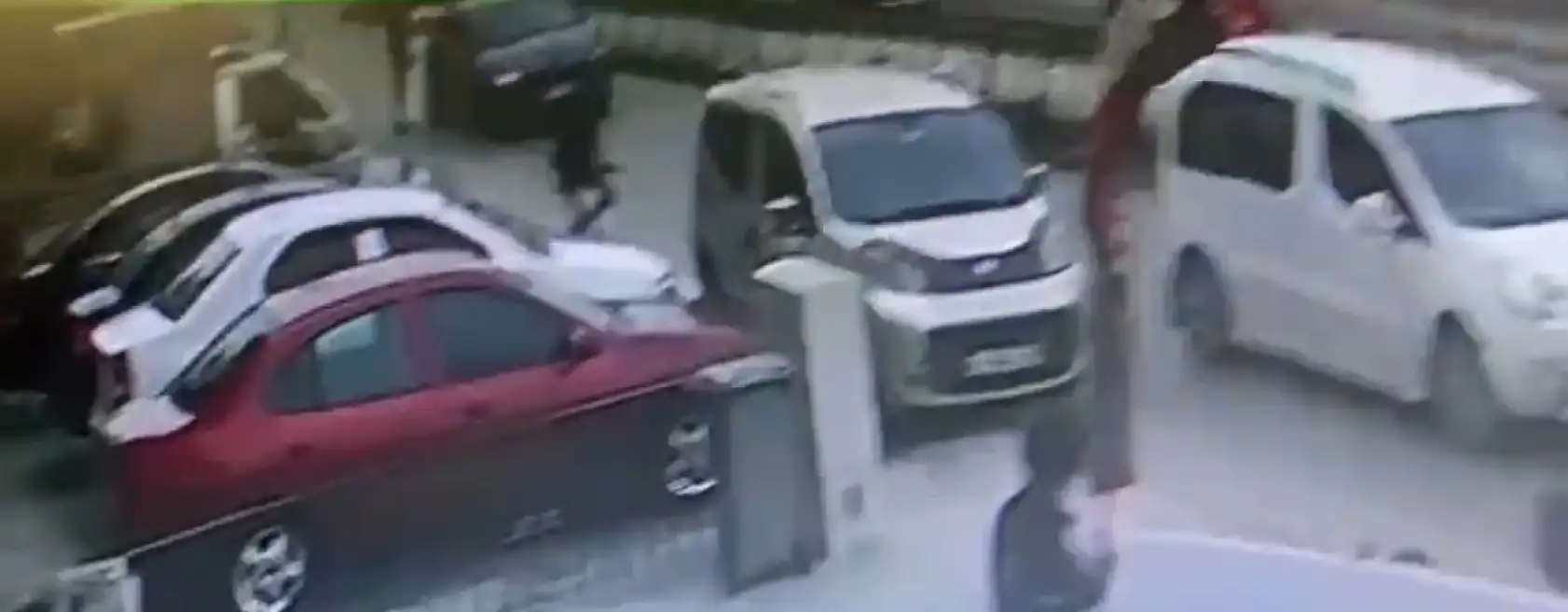 Husumetlisinin dükkanına ateş açtı