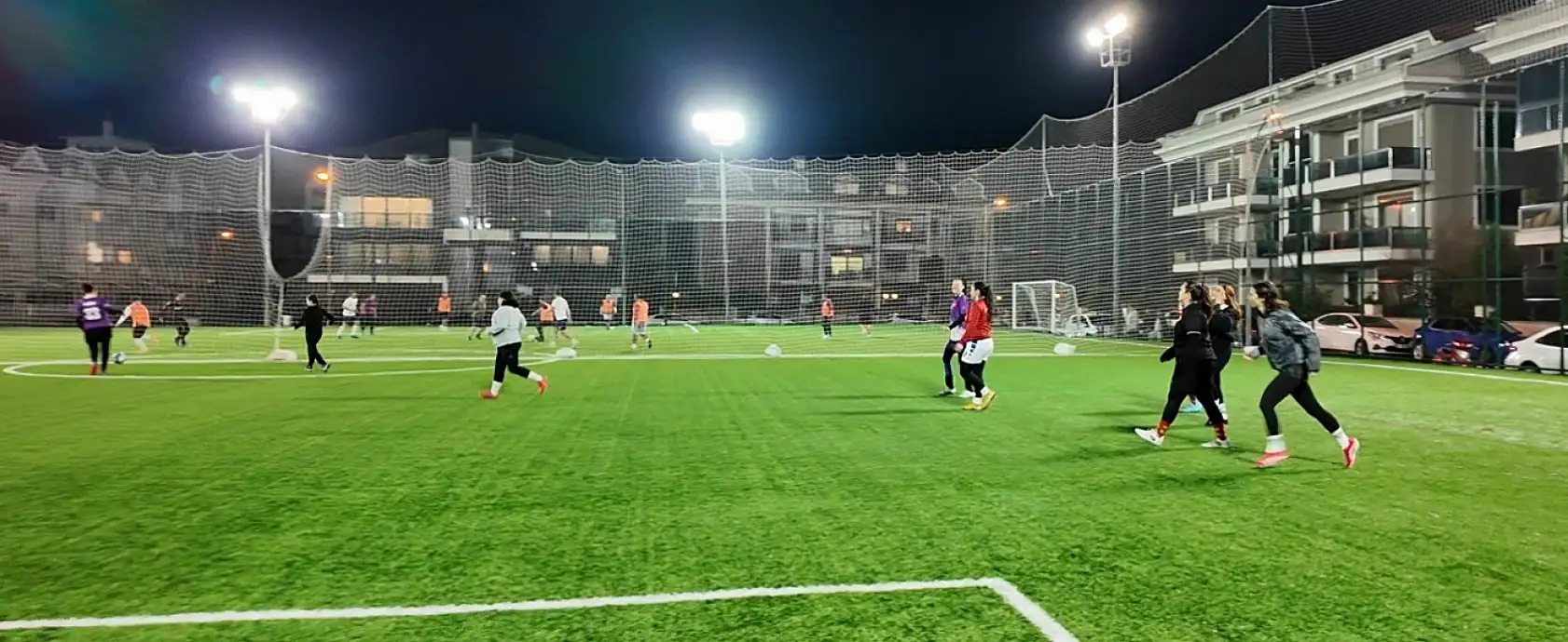 Marmaris'te kadınlardan 9 yıllık futbol geleneği