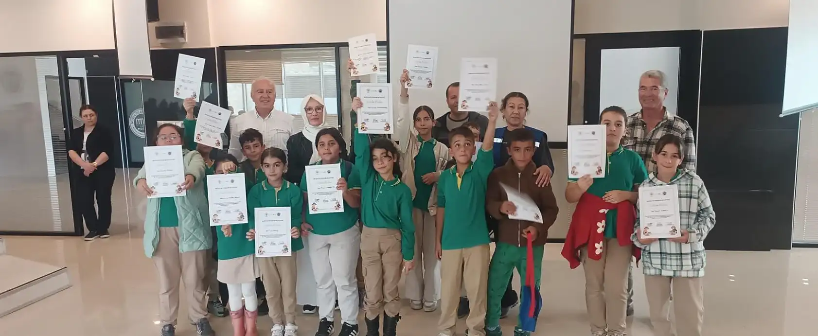 Muğla Büyükşehir'den Minik Tadımcılara Zeytinyağı Eğitimi