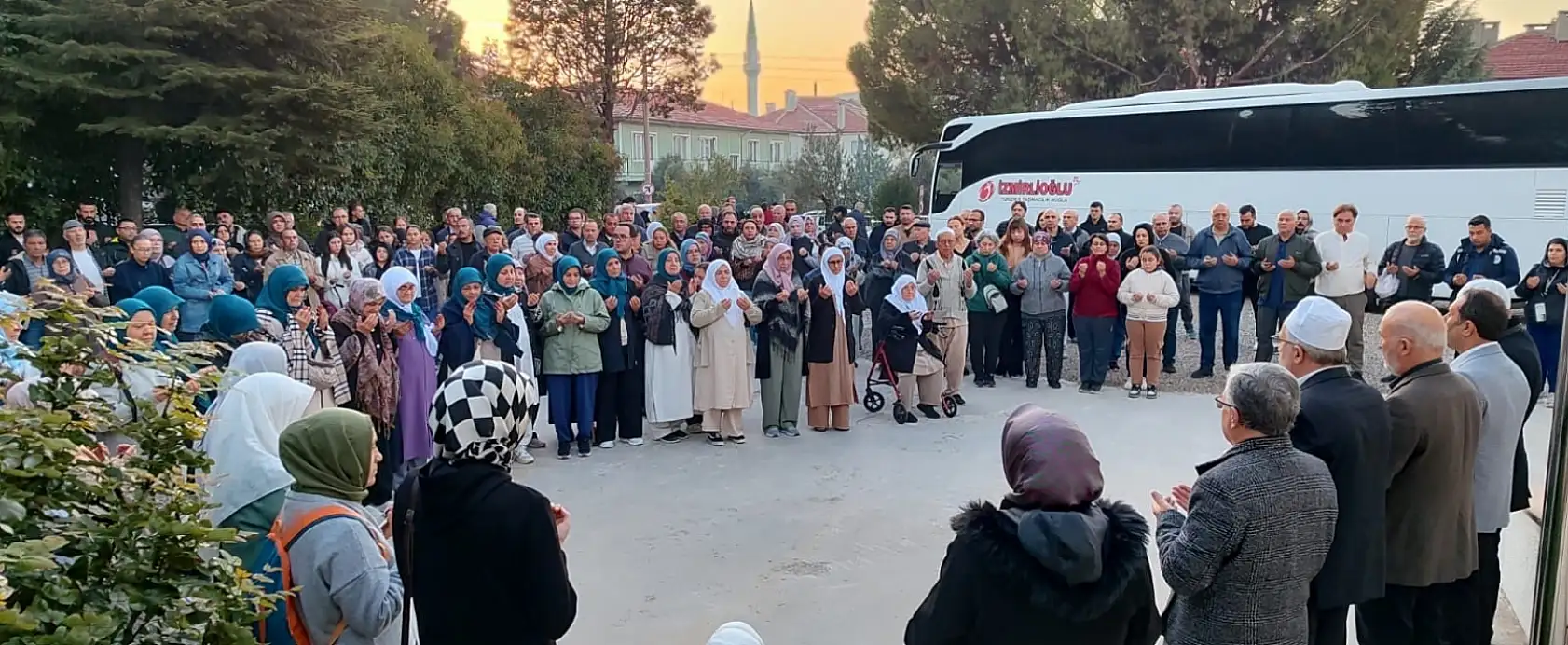 Muğla'dan 220 kişi umreye uğurlandı