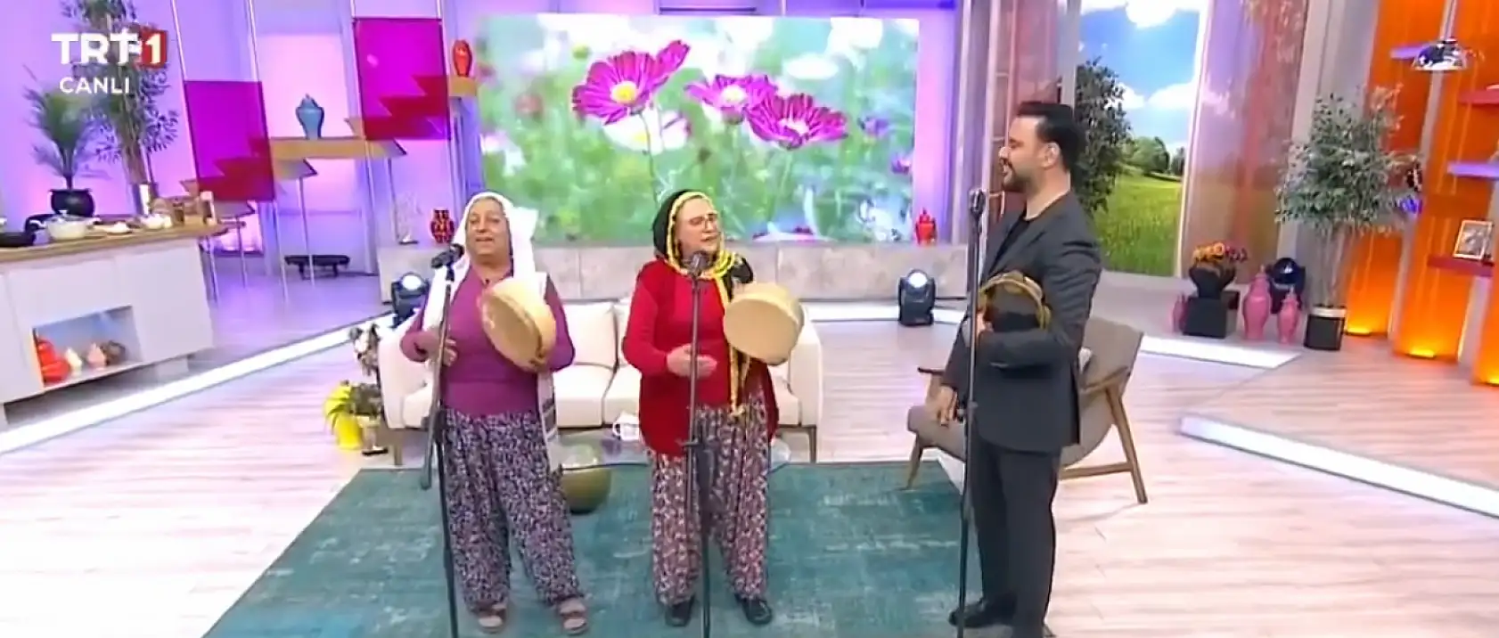 Fethiyeli Delbekçiler Katıldığı Programda Büyük Beğeni Topladı