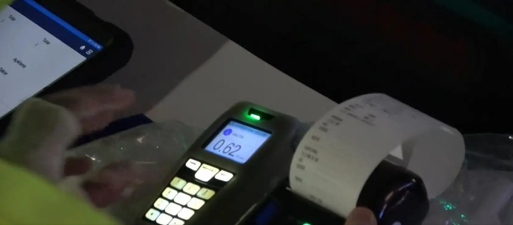Alkollü olarak direksiyon başına geçip ceza yedi, pişkinlik edip 'Yine olsa yine yaparım' dedi