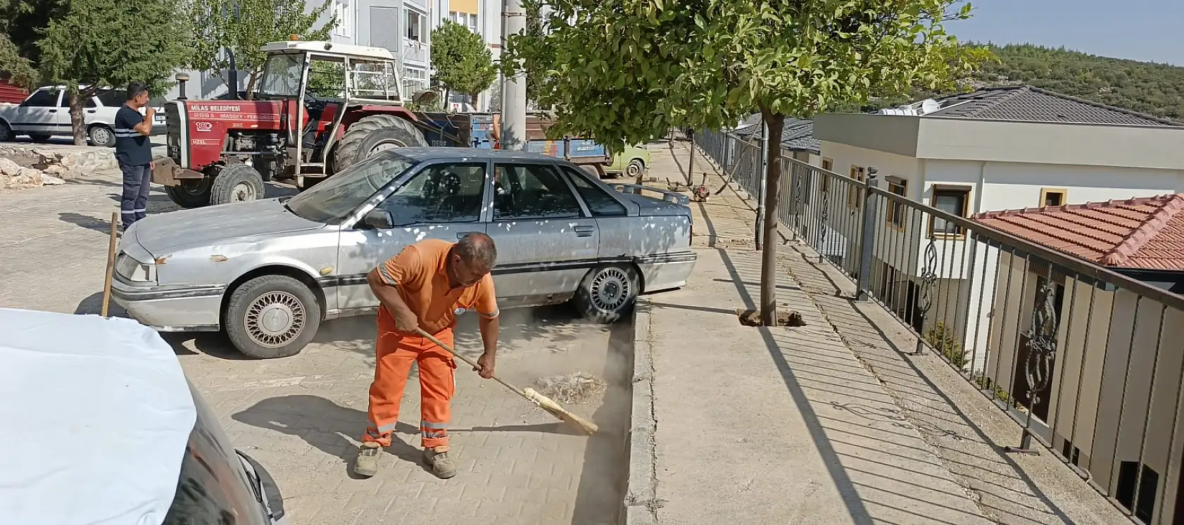 Milas'ta Gece Gündüz Devam Eden Temizlik Çalışmaları