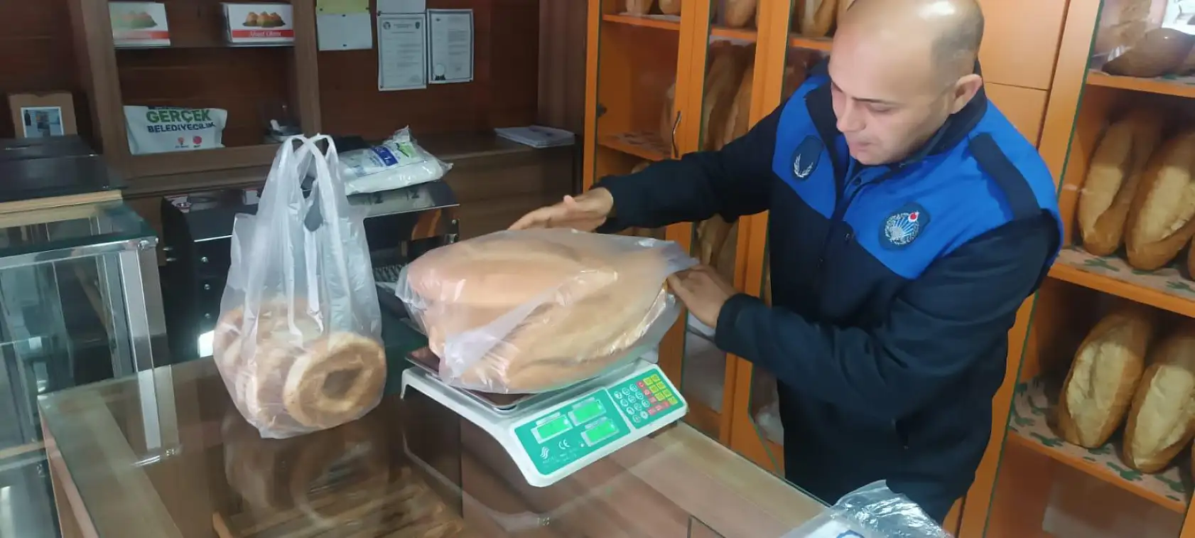 Seydikemer'de Ramazan öncesi market ve fırınlara sıkı denetim