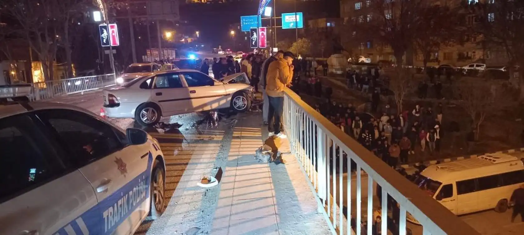 Şanlıurfa'da freni boşalan kamyon dehşet saçtı: 3 ölü 26 yaralı