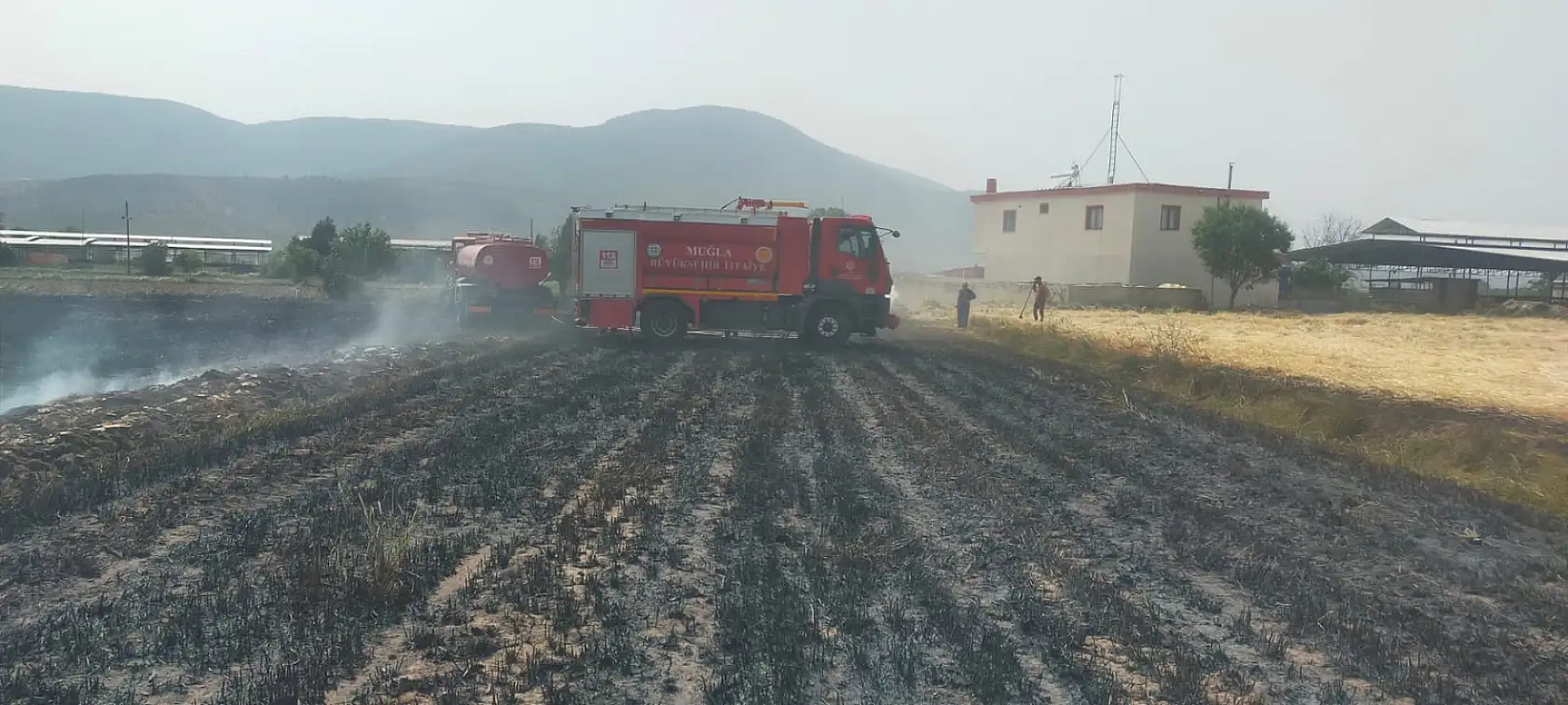 Büyükşehir Ekipleri 6 Ayda 380 Anız Yangınına müdahale etti