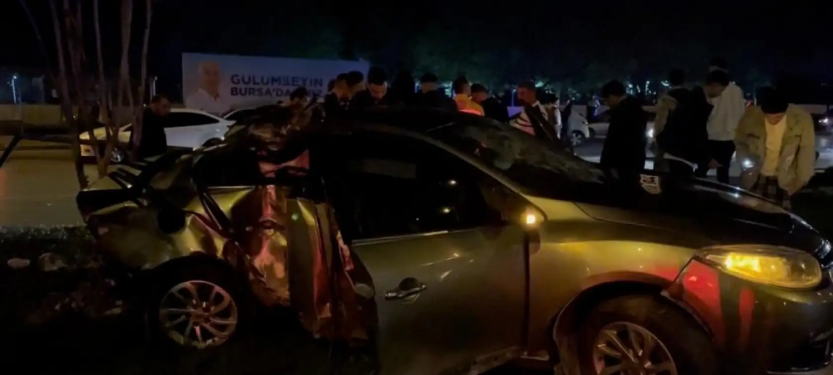 2 aracın karıştığı kazada can pazarı yaşandı