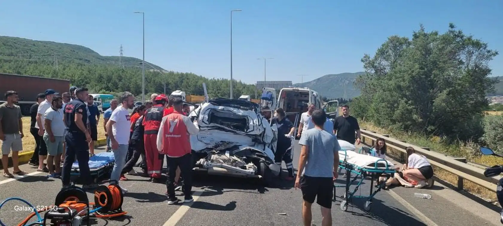 Menteşe'de feci kaza: 2'si ağır 4 yaralı