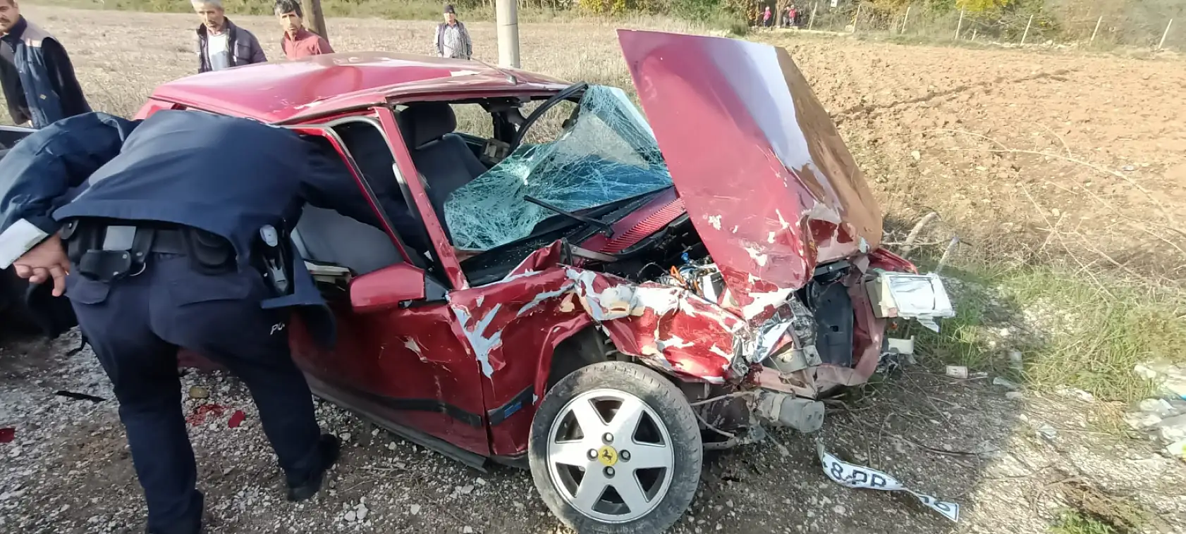 Zorlar kavşağında feci kaza! Yaralılar var