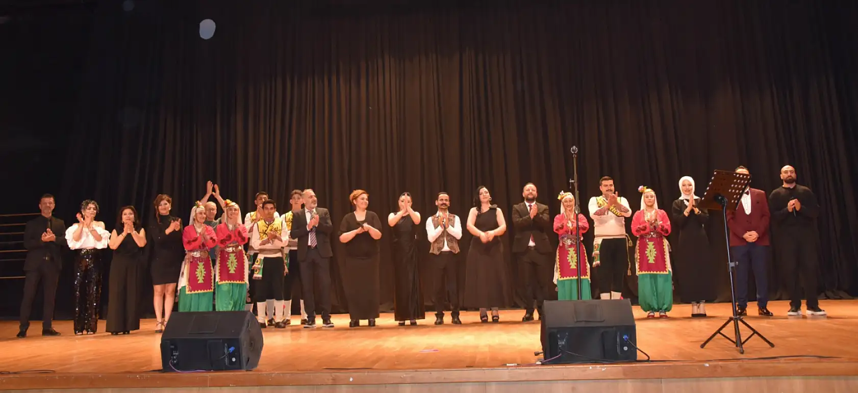 'Her Telden Her İlden' konser ekibi 4. kez MSKÜ'de dinleyicileriyle buluştu