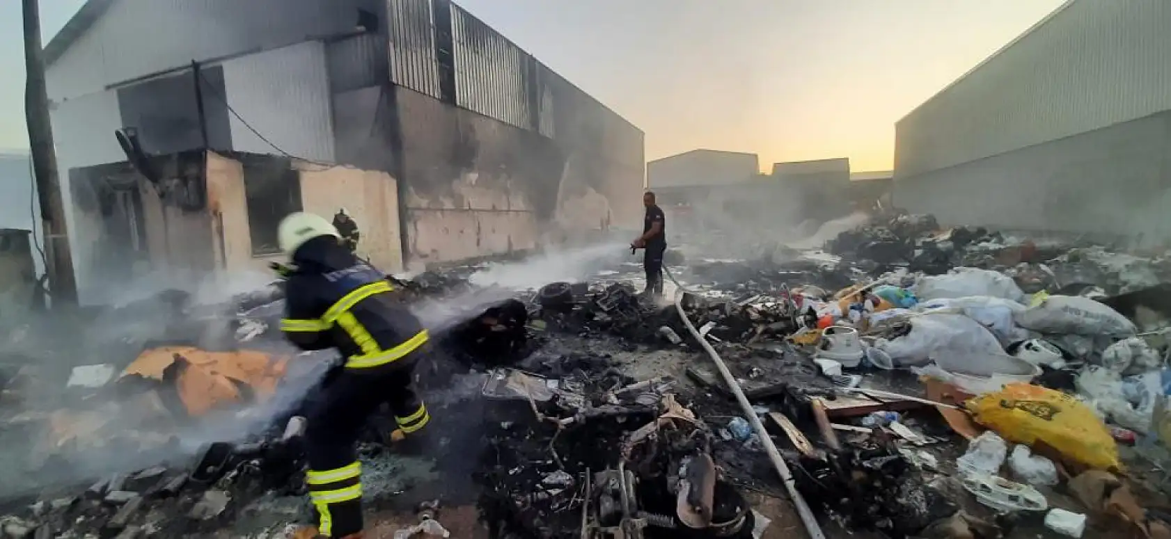 Burdur'da sanayi sitesinde yangın