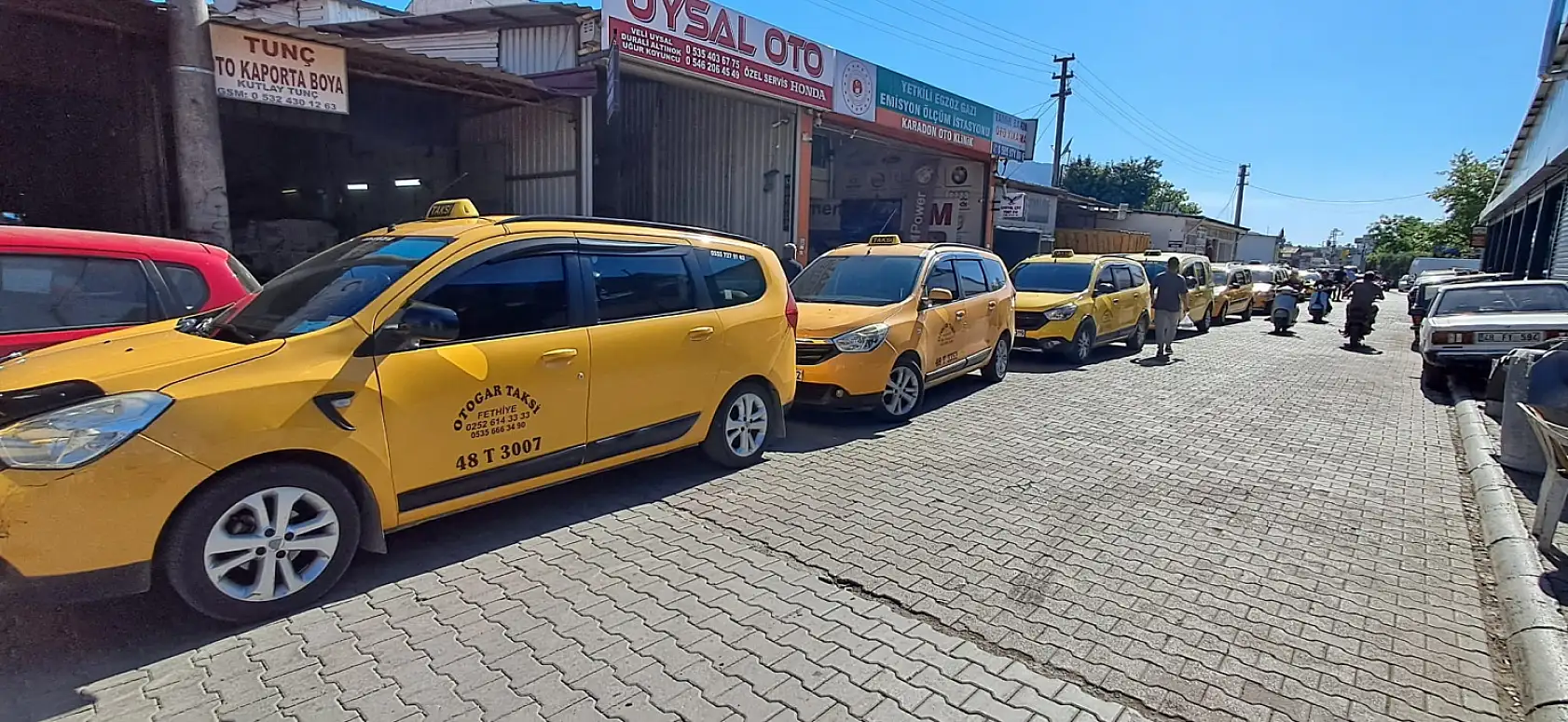 Fethiye'de taksimetre ayarı için sanayi sitesinde uzun kuyruklar oluştu