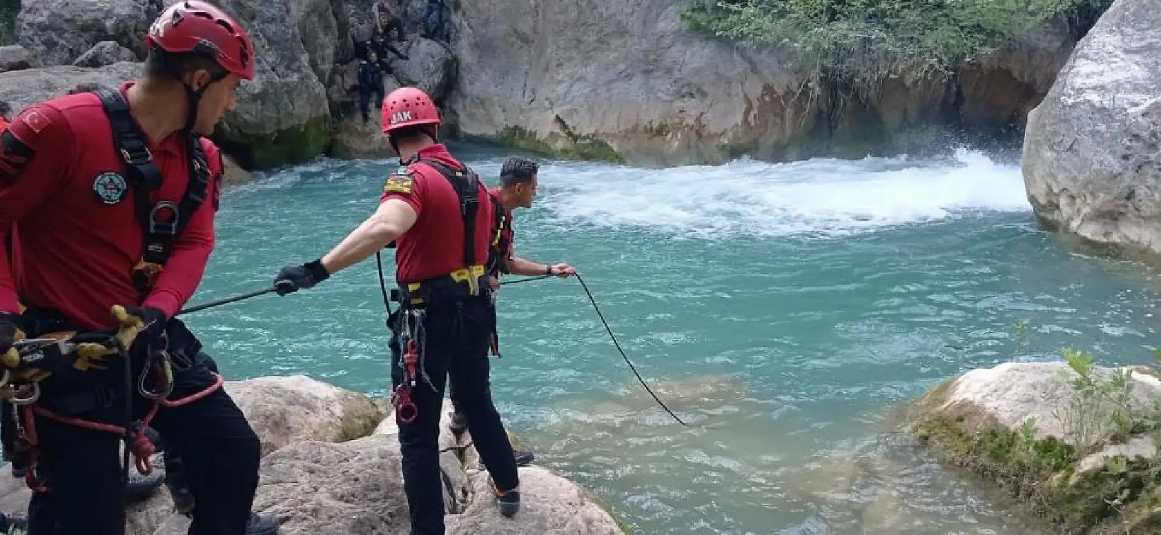 Yazılı Kanyonda boğulan Denizlili genç son yolculuğuna uğurlandı