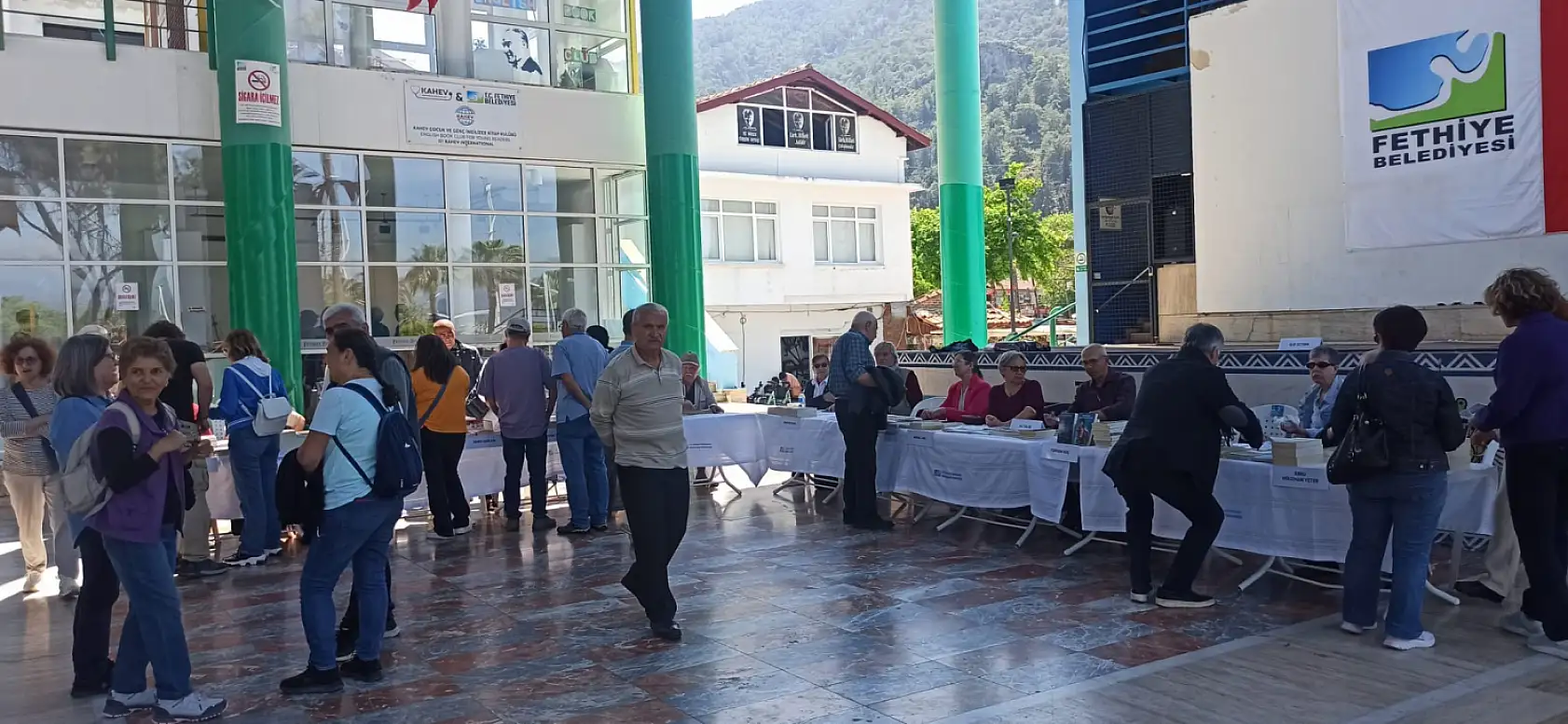 Fethiye Belgesel Günleri'nde resim sergisi açılışı