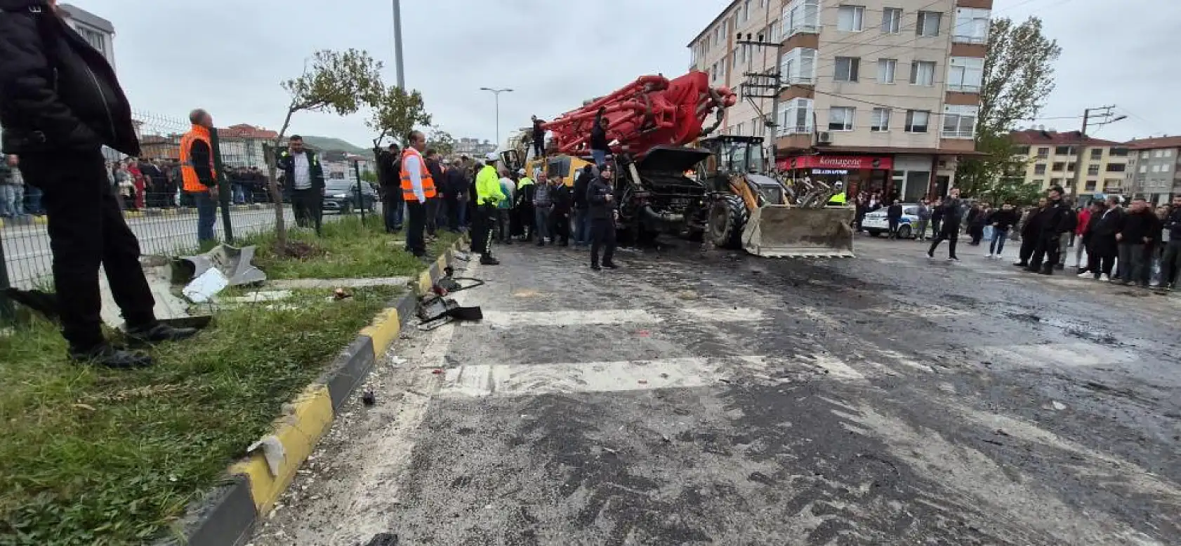 Feci kazada can pazarı: 8 yaralı