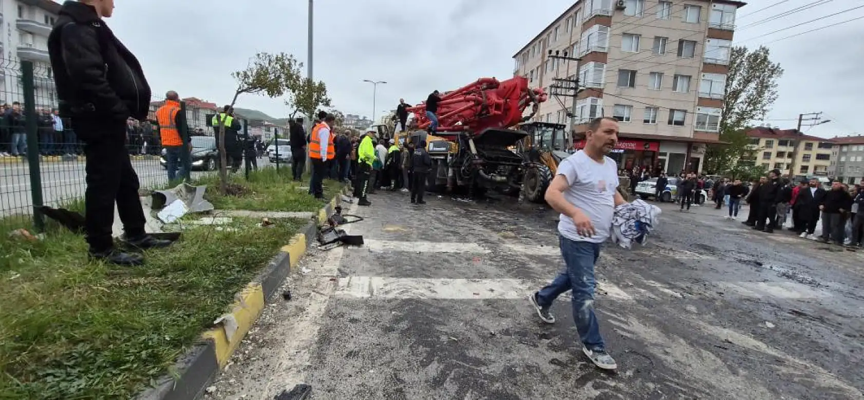 Feci kazada can pazarı: 8 yaralı