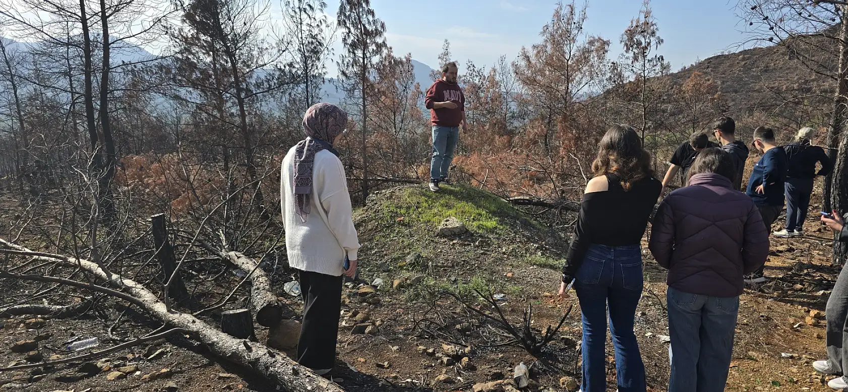 Menteşe'nin gönüllü gençlerinden örnek çevre hareketi