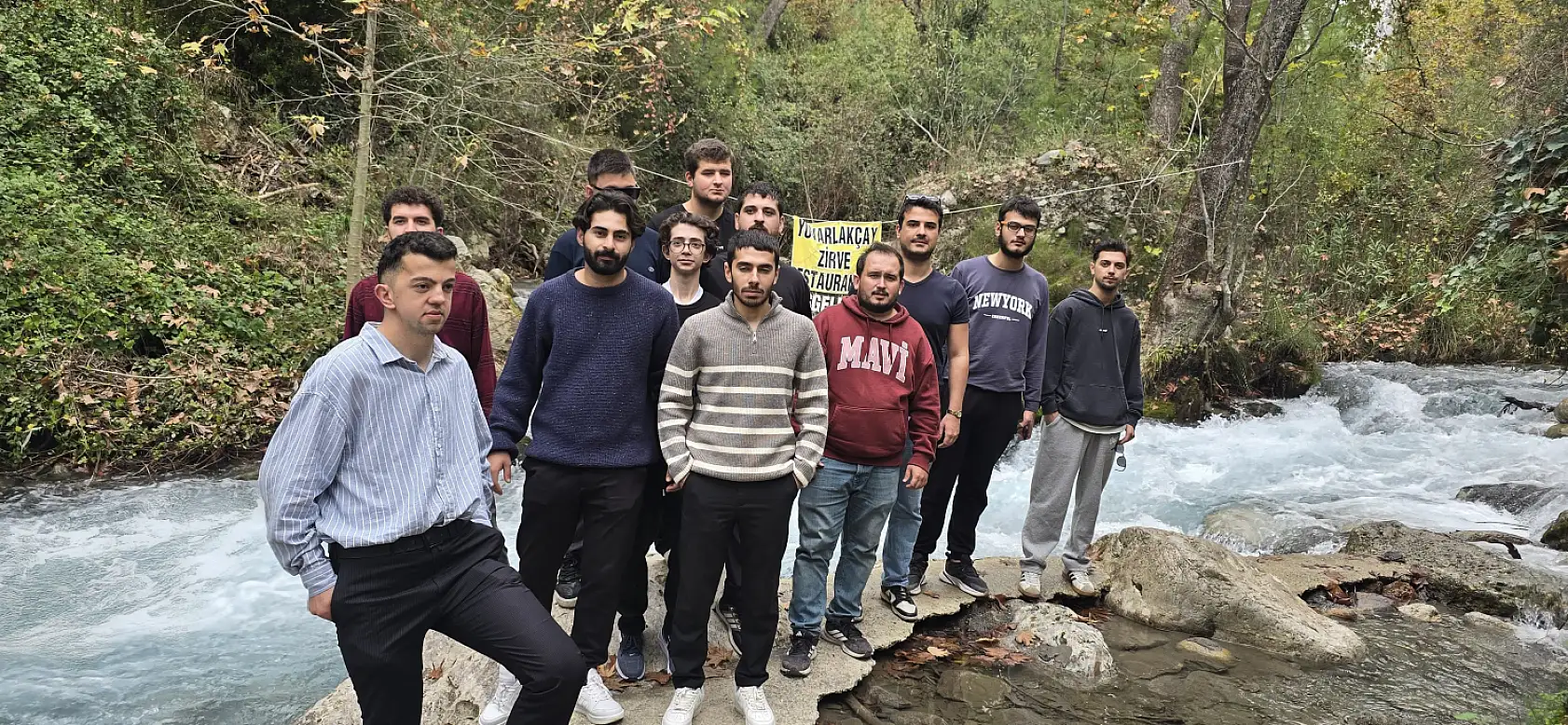 Menteşe'nin gönüllü gençlerinden örnek çevre hareketi