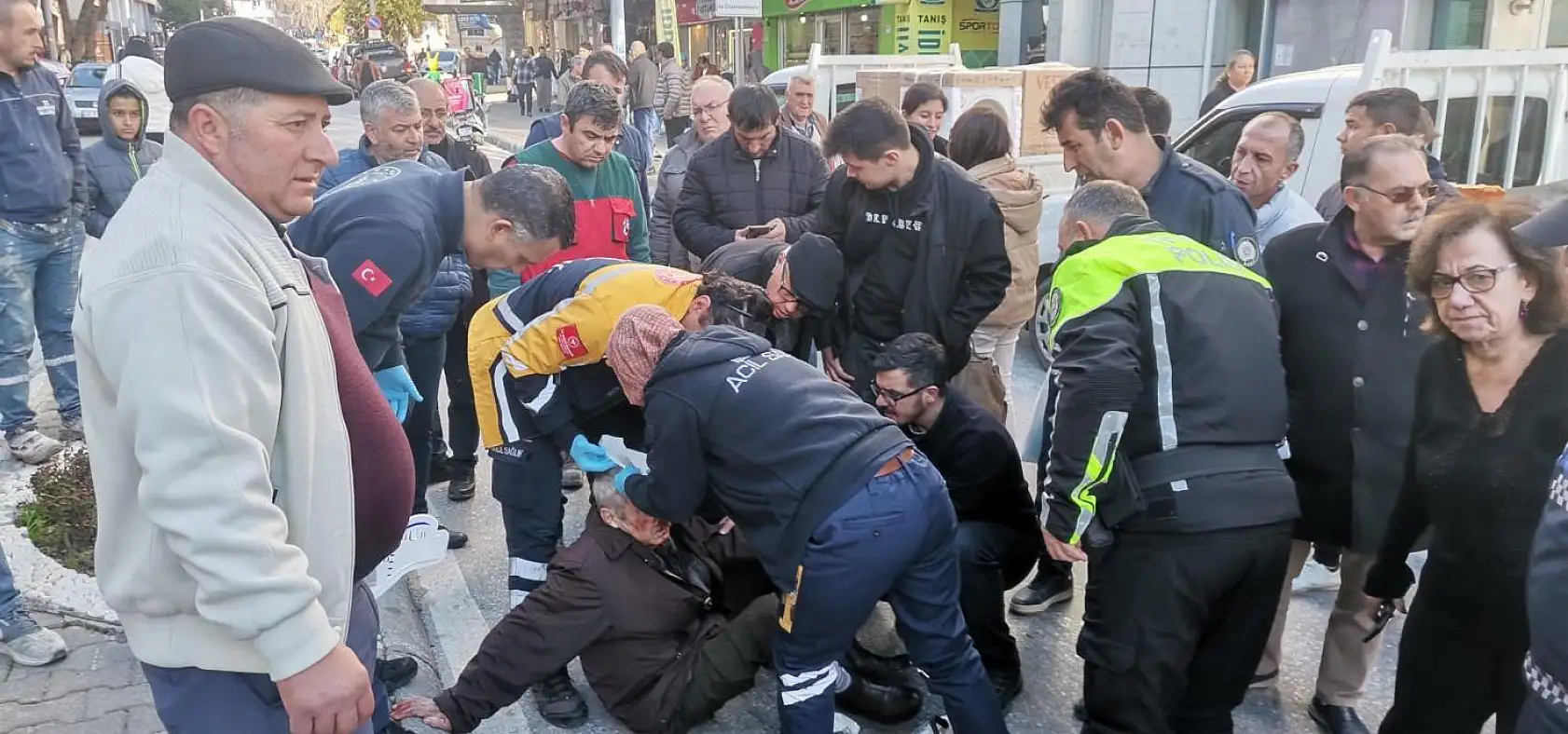 Motosikletin yayaya çarpması sonucu, 1 yaralı